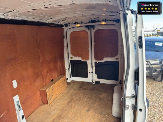 Ford Transit LWB L3H2 Medium Roof 350 Leader Side Door EURO 6 10