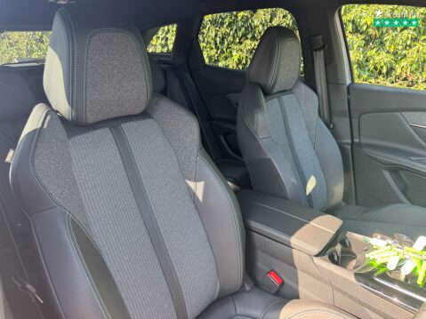 Peugeot 3008 1.2 PureTech Allure Premium + SUV 5dr Petrol EAT E 8