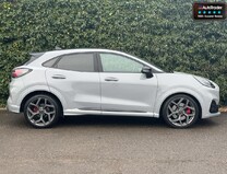 Ford Puma 1.5T EcoBoost ST SUV 5dr Petrol Manual Euro 6 (s/s) (200 ps) 4