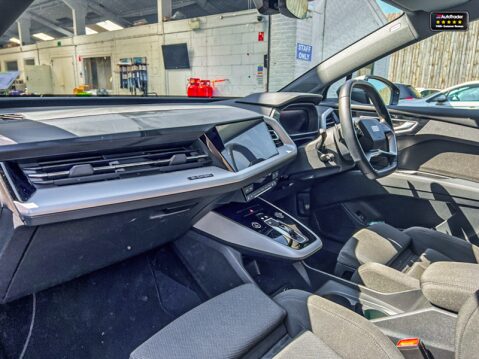 Audi Q4 e-tron 35 Sport SUV 5dr Electric Auto 55kWh (170 ps) 17