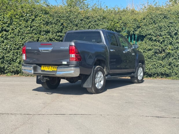 Toyota Hilux Crew Cab 4X4 Icon 4Wd Alloys Air Con Camera EURO 6 NO VAT 3
