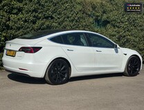 Tesla Model 3 (Dual Motor) Long Range Saloon 4dr Electric Motor Auto 4WDE (346 ps) 3