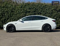Tesla Model 3 (Dual Motor) Long Range Saloon 4dr Electric Motor Auto 4WDE (346 ps) 5
