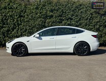 Tesla Model 3 (Dual Motor) Long Range Saloon 4dr Electric Motor Auto 4WDE (346 ps) 36
