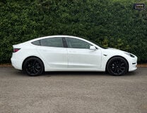Tesla Model 3 (Sold) (Dual Motor) Long Range Saloon 4dr Electric Motor Auto 4WDE (346 ps) 31