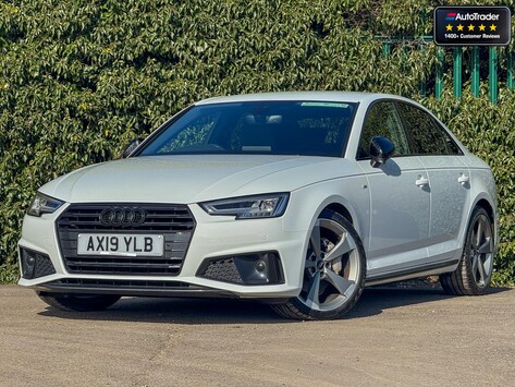 Audi A4 2.0 TDI 40 Black Edition Saloon 4dr Diesel S Tronic Euro 6 (s/s) (190 ps)