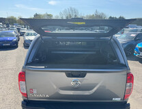 Nissan Navara Crew Cab AUTO 4x4 N-Guard Air Con Cam Nav Sensors EURO 6 NO VAT 7