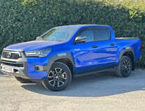 Toyota Hilux Crew Cab 4X4 AUTO Invincible X Air Con Cam Nav Sensors EURO 6 NO VAT 1