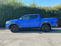 Toyota Hilux Crew Cab 4X4 AUTO Invincible X Air Con Cam Nav Sensors EURO 6 NO VAT 5