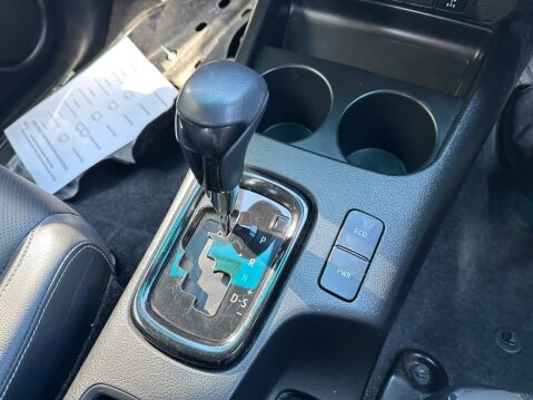 Toyota Hilux Crew Cab 4X4 AUTO Invincible X Air Con Cam Nav Sensors EURO 6 NO VAT 14