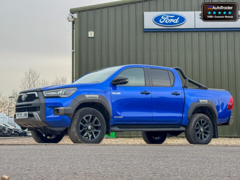 Toyota Hilux Crew Cab 4X4 AUTO Invincible X Air Con Cam Nav Senors EURO 6 NO VAT 1