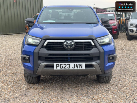Toyota Hilux Crew Cab 4X4 AUTO Invincible X Air Con Cam Nav Senors EURO 6 NO VAT 3