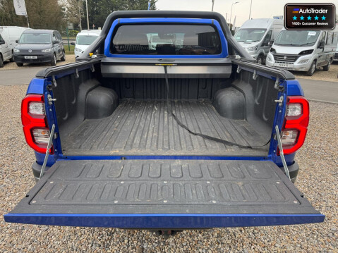 Toyota Hilux Crew Cab 4X4 AUTO Invincible X Air Con Cam Nav Senors EURO 6 NO VAT 16