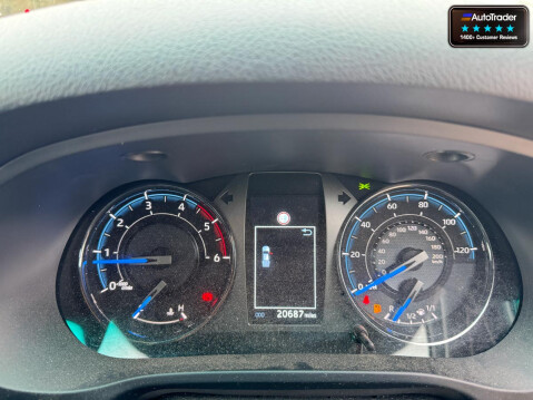 Toyota Hilux Crew Cab 4X4 AUTO Invincible X Air Con Cam Nav Senors EURO 6 NO VAT 27