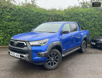 Toyota Hilux Crew Cab 4X4 AUTO Invincible X Air Con Cam Nav Senors EURO 6 NO VAT 1