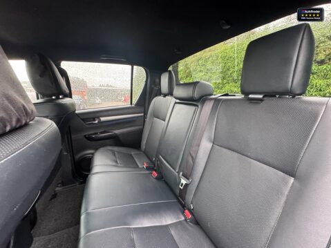Toyota Hilux Crew Cab 4X4 AUTO Invincible X Air Con Cam Nav Senors EURO 6 NO VAT 12