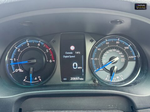 Toyota Hilux Crew Cab 4X4 AUTO Invincible X Air Con Cam Nav Senors EURO 6 NO VAT 24