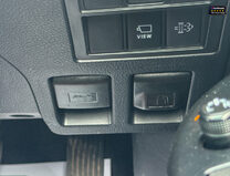 Toyota Hilux Crew Cab 4X4 AUTO Invincible X Air Con Cam Nav Senors EURO 6 NO VAT 29