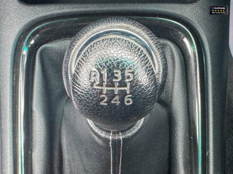 Toyota Hilux Crew Cab 4X4 AUTO Invincible X Air Con Cam Nav Senors EURO 6 NO VAT 40