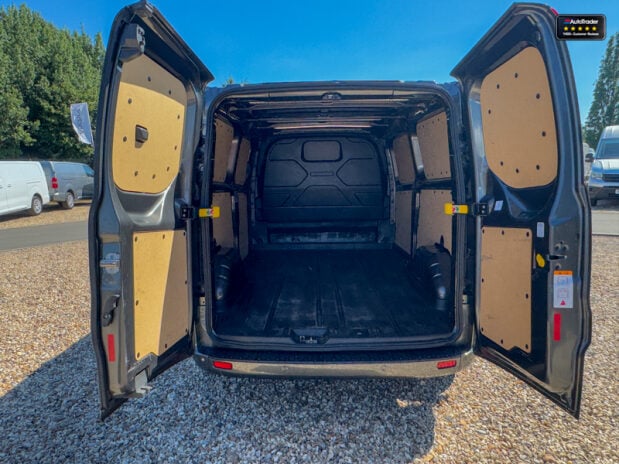 Ford Transit Custom AUTO LWB L2H1 170ps Low Roof 320 Limited Air Con Cam Sensors EURO 6 8