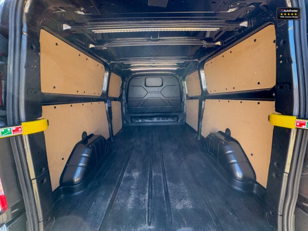 Ford Transit Custom AUTO LWB L2H1 170ps Low Roof 320 Limited Air Con Cam Sensors EURO 6 9