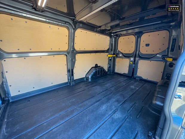 Ford Transit Custom AUTO LWB L2H1 170ps Low Roof 320 Limited Air Con Cam Sensors EURO 6 11