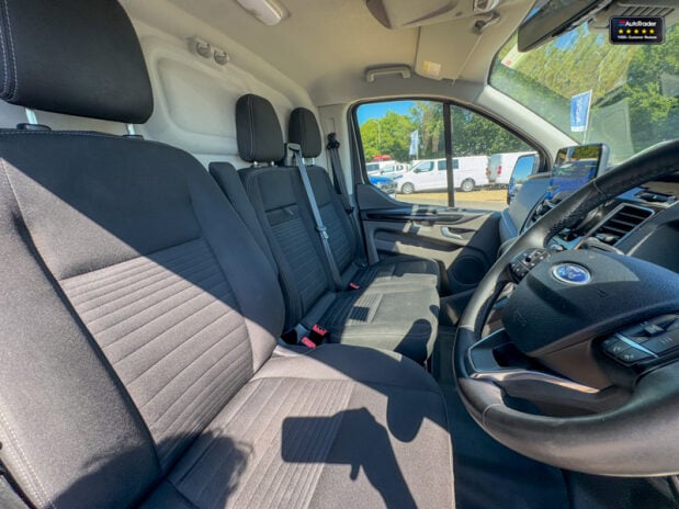 Ford Transit Custom AUTO LWB L2H1 170ps Low Roof 320 Limited Air Con Cam Sensors EURO 6 14