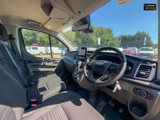 Ford Transit Custom AUTO LWB L2H1 170ps Low Roof 320 Limited Air Con Cam Sensors EURO 6 15