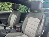 Volkswagen Tiguan 2.0 TDI R-Line Tech SUV 5dr Diesel Manual 4Motion Euro 6 (s/s) (150 ps) 7