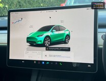 Tesla Model Y (Dual Motor) Long Range SUV 5dr Electric Auto 4WDE (384 bhp) 16