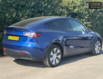 Tesla Model Y (Dual Motor) Long Range SUV 5dr Electric Auto 4WDE (384 bhp) 37