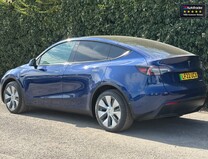 Tesla Model Y (Dual Motor) Long Range SUV 5dr Electric Auto 4WDE (384 bhp) 40