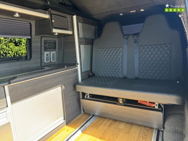 Volkswagen Transporter AUTO DSG Camper150hp PopTop 4 Berth Kitchen Bike R 10
