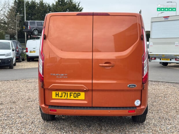 Ford Transit Custom Crew Cab [SOLD CR] LWB L2H1 320 Limited Air Con Sensors EURO 6 NO VAT 7