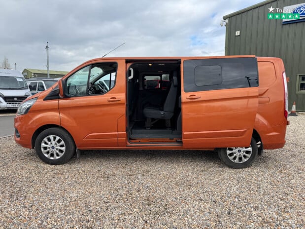 Ford Transit Custom Crew Cab [SOLD CR] LWB L2H1 320 Limited Air Con Sensors EURO 6 NO VAT 13