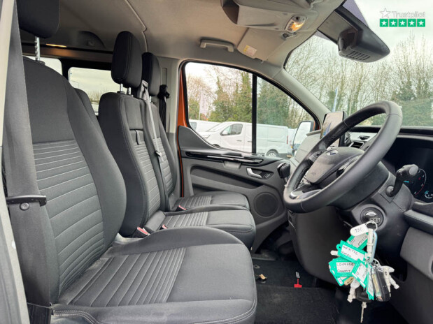 Ford Transit Custom Crew Cab [SOLD CR] LWB L2H1 320 Limited Air Con Sensors EURO 6 NO VAT 22