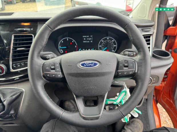 Ford Transit Custom Crew Cab [SOLD CR] LWB L2H1 320 Limited Air Con Sensors EURO 6 NO VAT 30