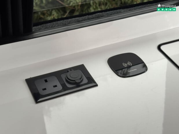 Volkswagen Transporter Campaway|Kitchen|R/R Bed|PopTop|Awning|Fridge|Air Con 16