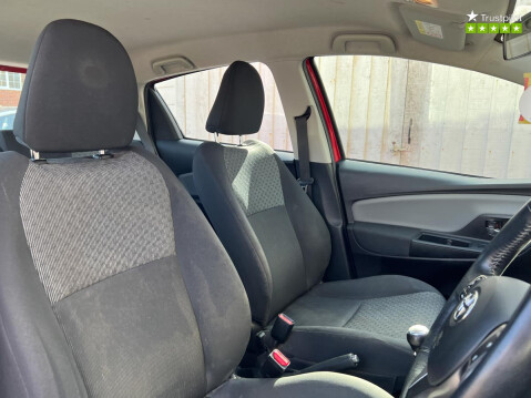 Toyota Yaris (Sold) 1.33 Dual VVT-i Icon Hatchback 5dr Petrol Manual ULEZ COMPLIANT (99 10