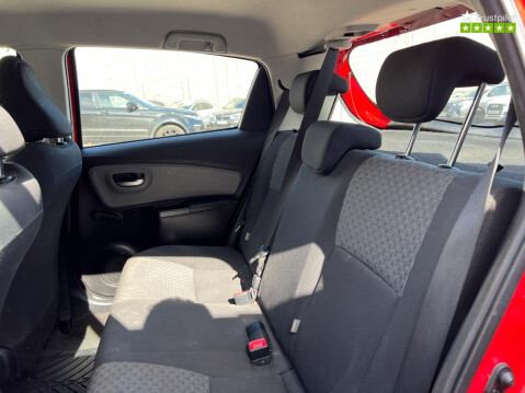 Toyota Yaris (Sold) 1.33 Dual VVT-i Icon Hatchback 5dr Petrol Manual ULEZ COMPLIANT (99 16