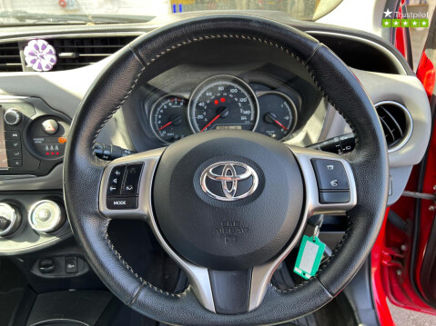 Toyota Yaris (Sold) 1.33 Dual VVT-i Icon Hatchback 5dr Petrol Manual ULEZ COMPLIANT (99 19