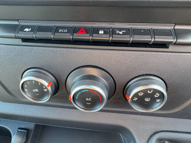 Renault Master LWB L3H2 Medium Roof Lm35 Business Plus Air Con Sensors EURO 6 19