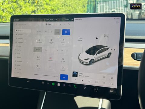 Tesla Model 3 (Sold)(Dual Motor) Long Range Saloon 4dr Electric Auto 4WDE (346 ps) 17