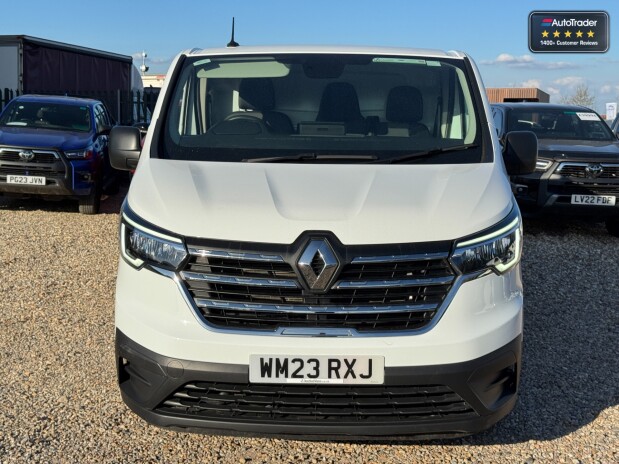 Renault Trafic SWB L1H1 [SOLD CM] Low Roof Sl28 Business Plus Air Con Sensors EURO 6 3
