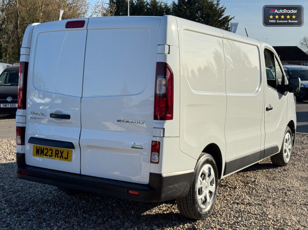Renault Trafic SWB L1H1 [SOLD CM] Low Roof Sl28 Business Plus Air Con Sensors EURO 6 6