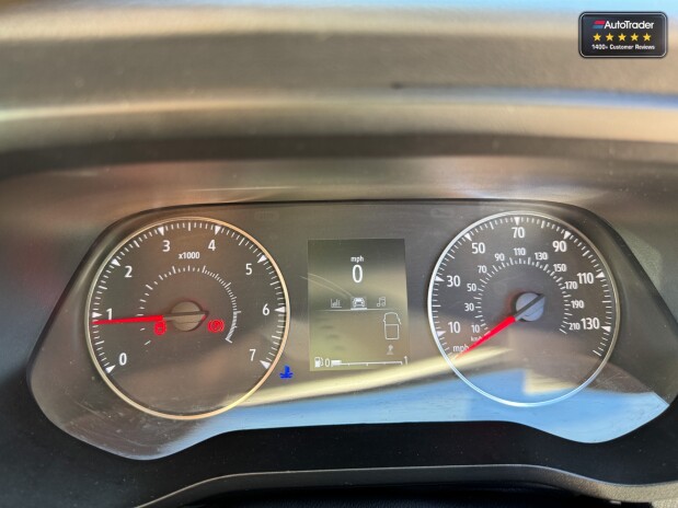 Renault Trafic SWB L1H1 [SOLD CM] Low Roof Sl28 Business Plus Air Con Sensors EURO 6 24