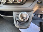 Renault Trafic SWB L1H1 [SOLD CM] Low Roof Sl28 Business Plus Air Con Sensors EURO 6 31