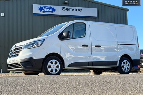 Renault Trafic SWB L1H1 Low Roof Sl28 Business Plus Air Con Sensors EURO 6
