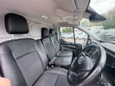 Ford Transit Custom AUTO SWB L1H1 290 Sport Air Con Alloys Camera Sensors EURO 6 15