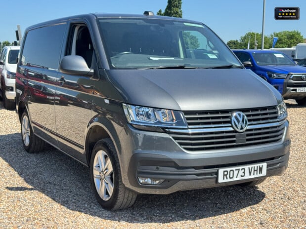 Volkswagen Transporter AUTO SWB L1H1 T30 204Bhp Tdi Highline Air Con Camera Sensors EURO 6 NO VAT 4